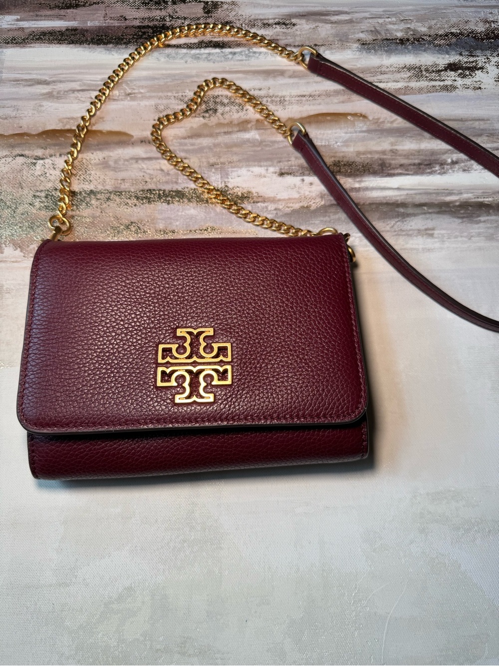 Tory Burch Pebbled Leather Crossbody in Bordeaux with Gold Hardware